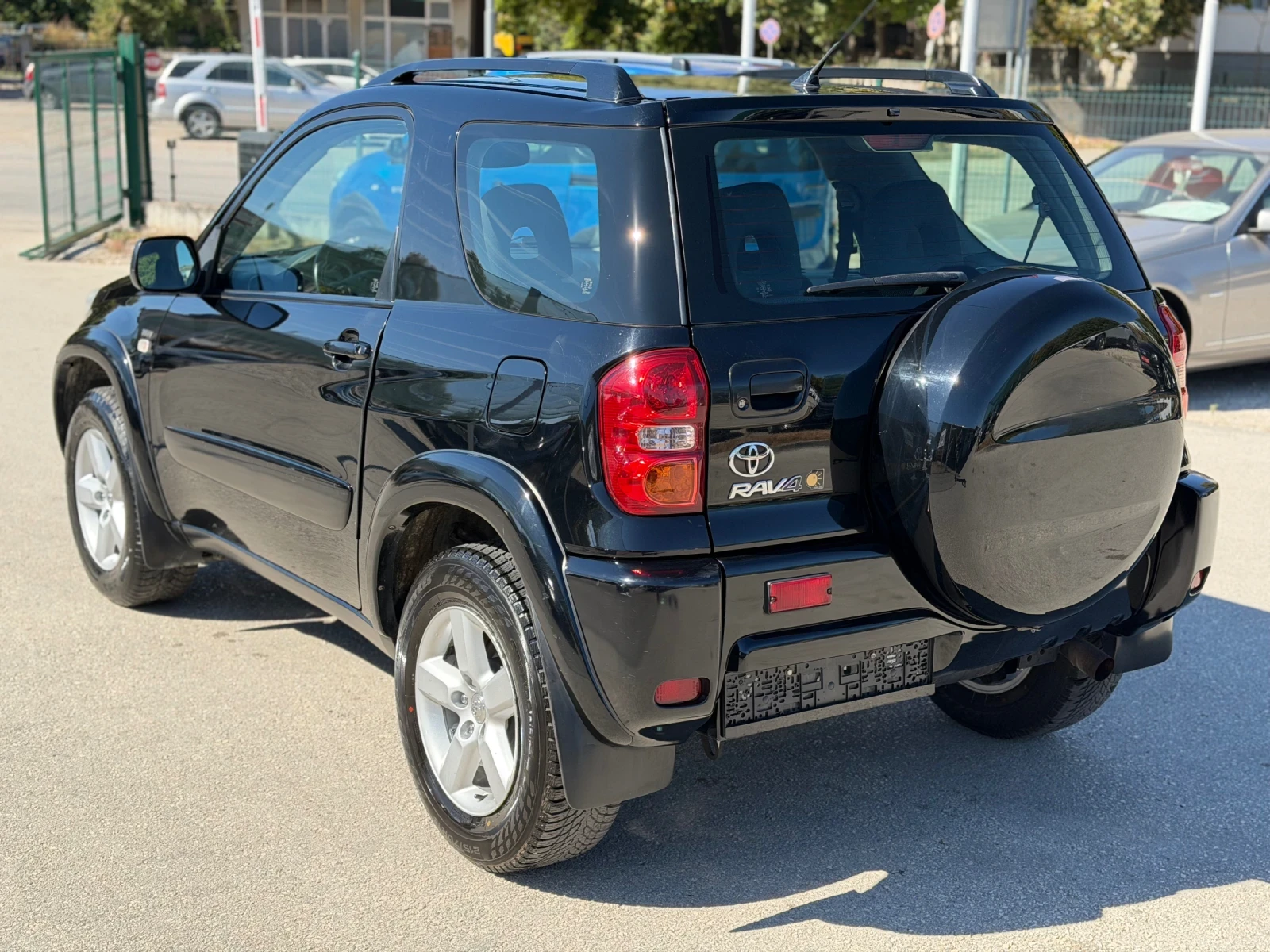 Toyota Rav4 2.0 VVT-I 150 kc 4x4, снимка 6 - Автомобили и джипове - 56338819