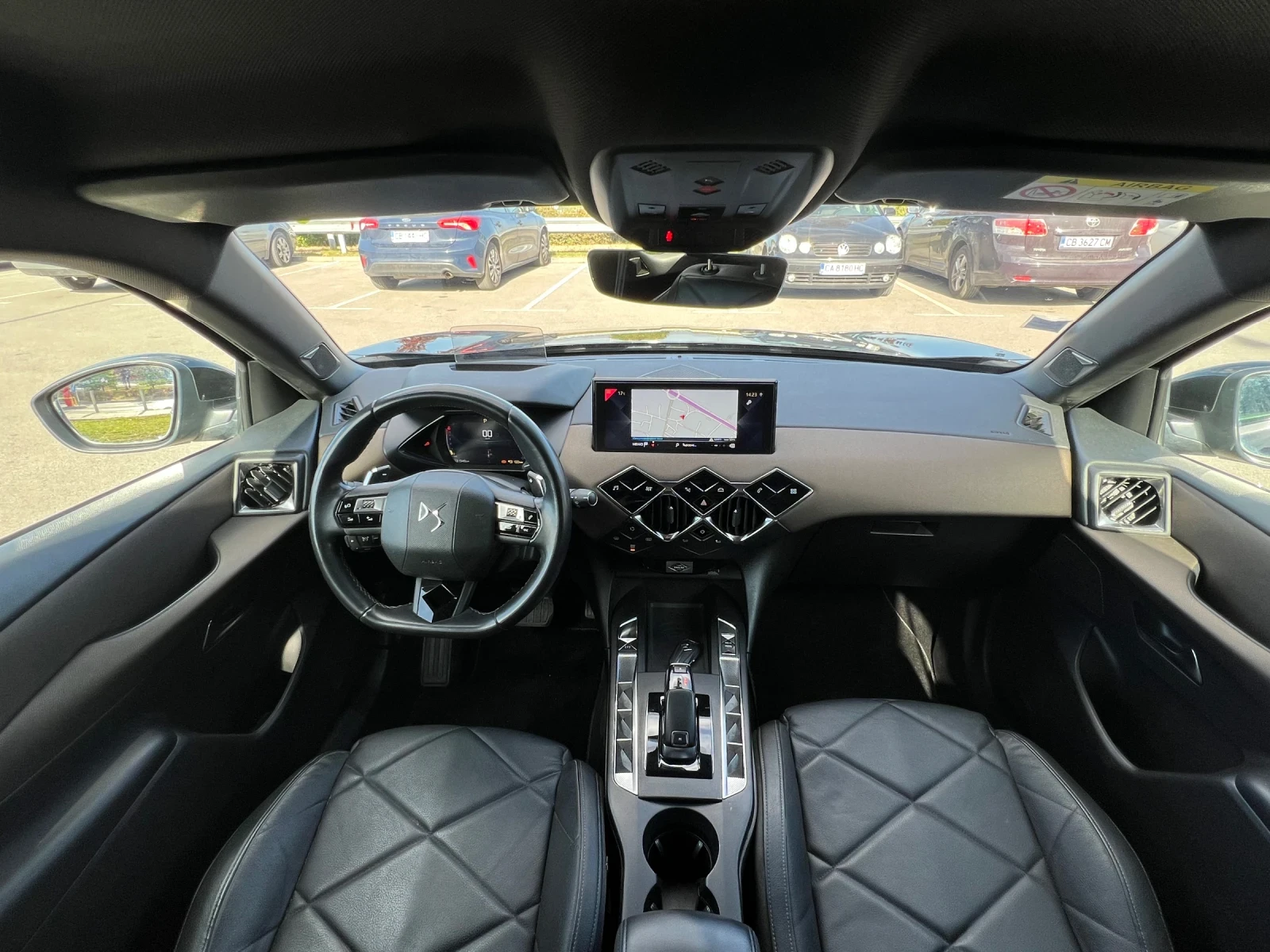 DS DS 3 Crossback CrossBack* Grand Chic* Blue HDi* Distronic, снимка 11 - Автомобили и джипове - 56677519