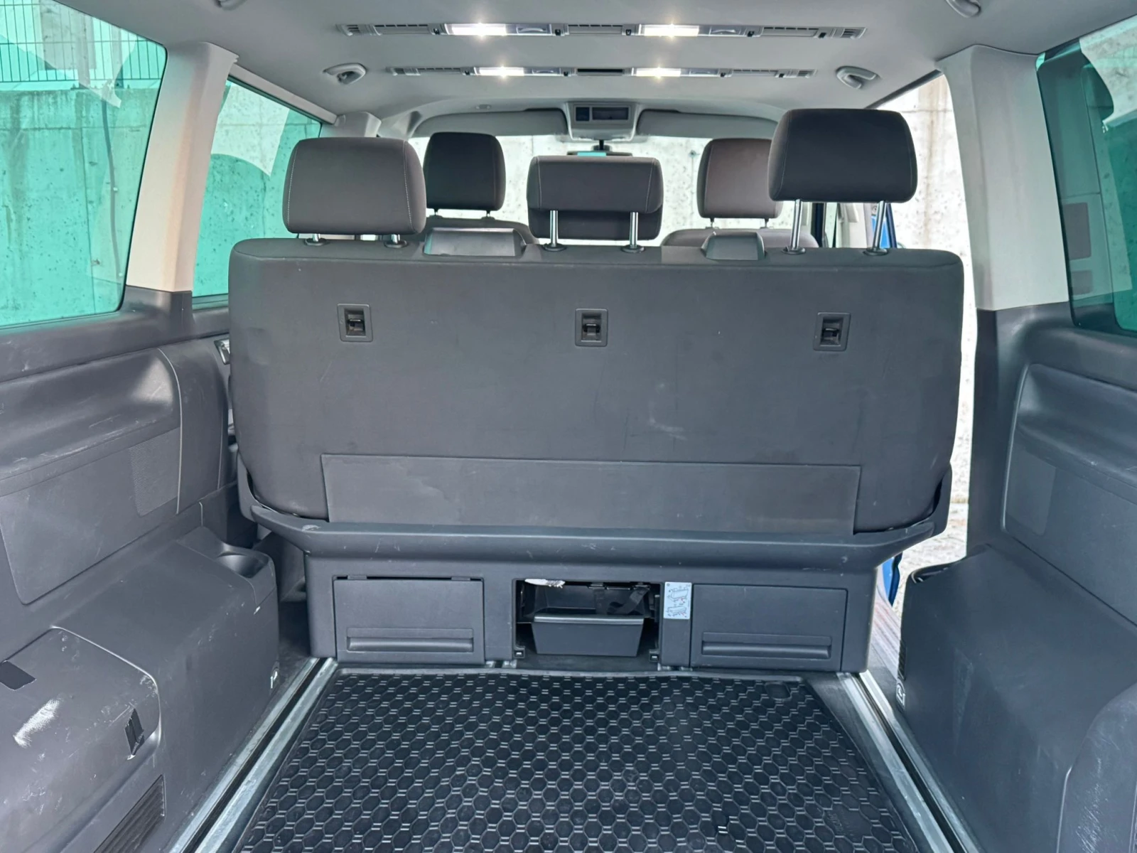 VW Multivan TDI/SPECIAL/6 speed/MULTY/Klima/New/Excellent!!! | Mobile.bg   15