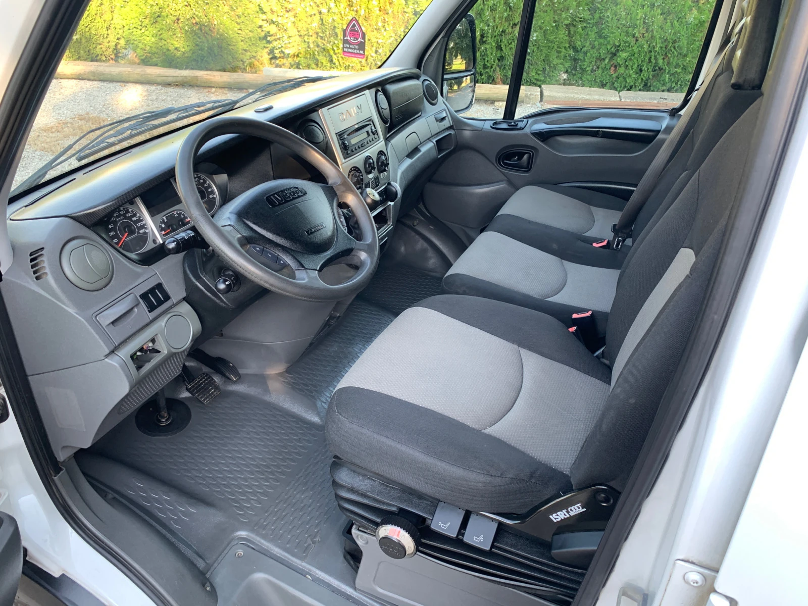 Iveco Daily 3.0| 143 ХИЛ.КМ| 4.20М МАКСИ| КЛИМА| ВСИЧКИ ЕКСТРИ - изображение 9