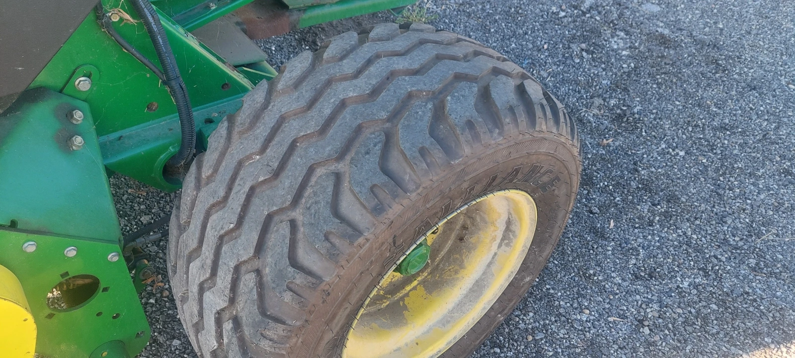 Балировачка John Deere 592 - изображение 7
