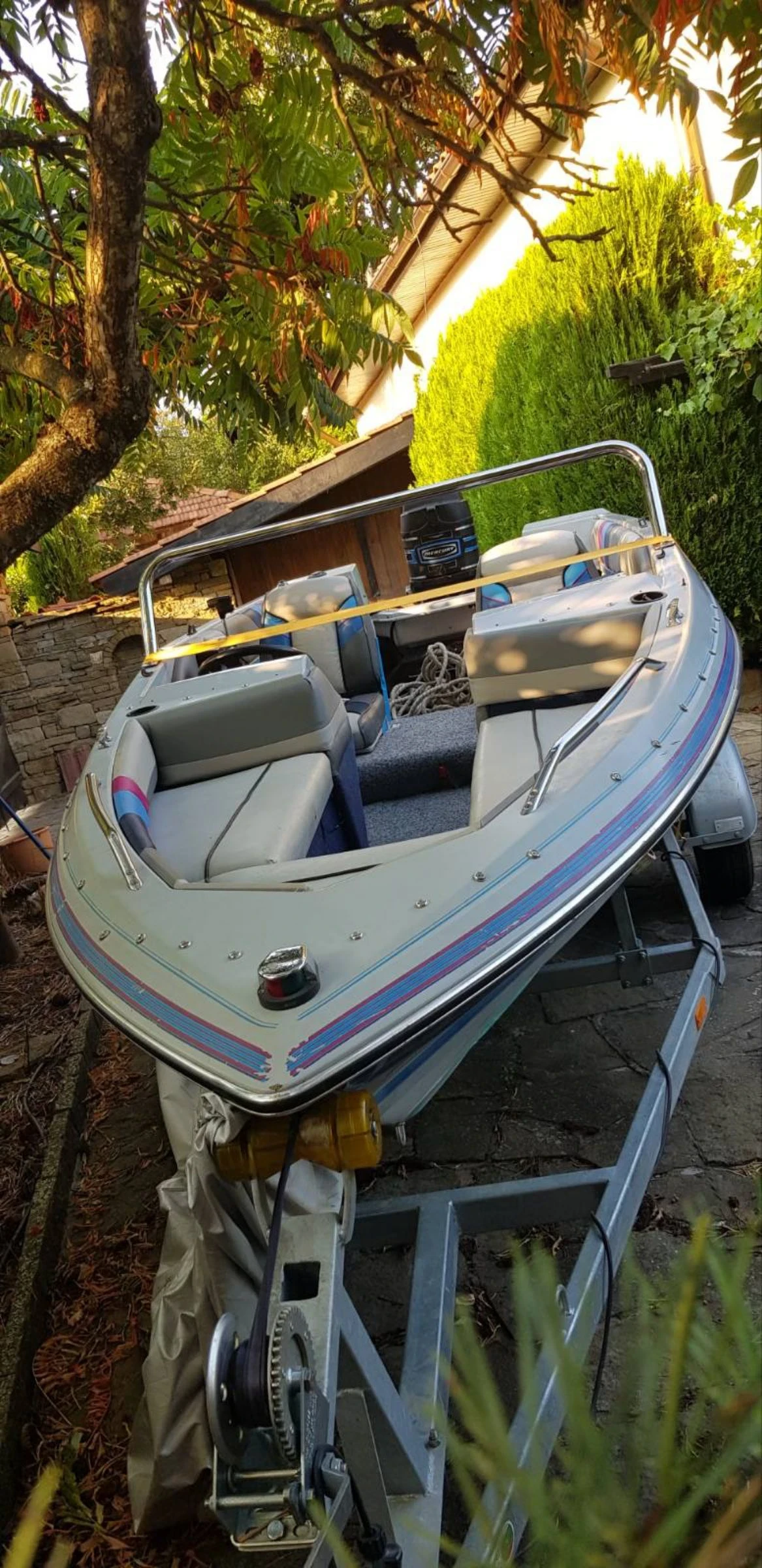 Лодка Bayliner, снимка 5 - Воден транспорт - 54490869
