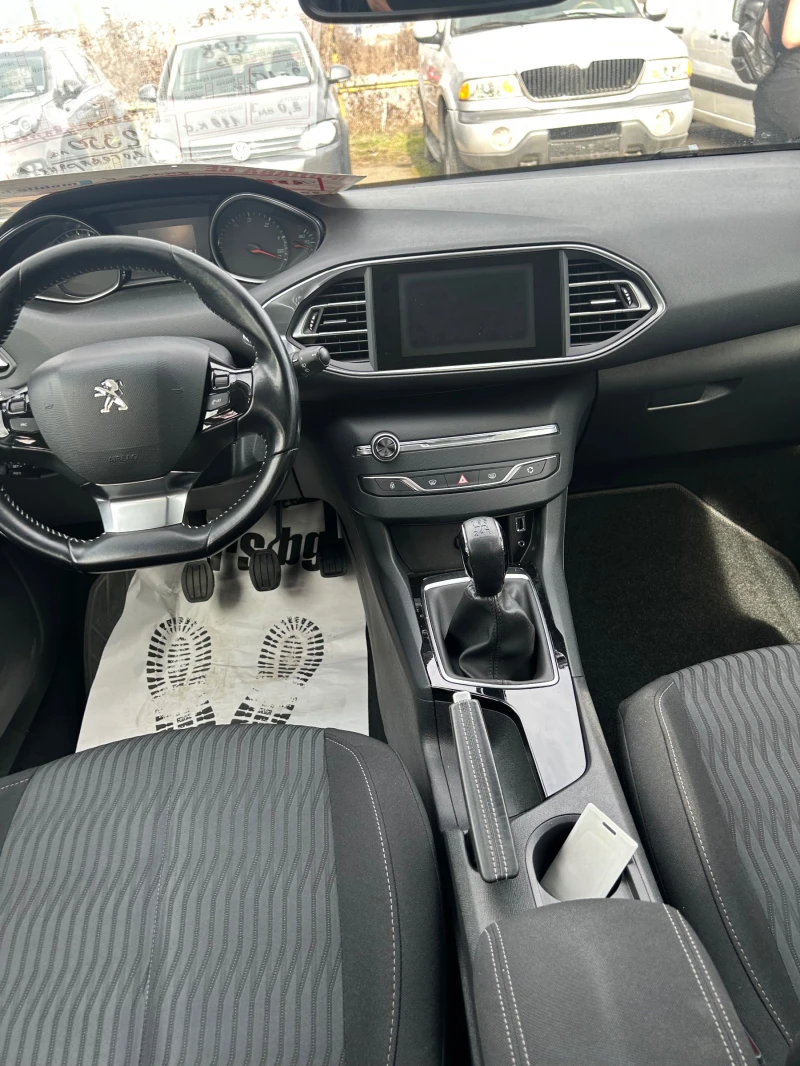 Peugeot 308 1.6HDi, снимка 9 - Автомобили и джипове - 49453708