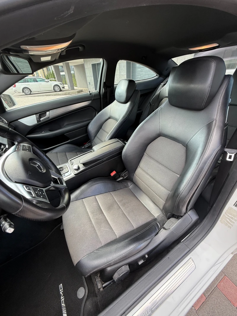 Mercedes-Benz C 220 AMG пакет, снимка 12 - Автомобили и джипове - 52149923