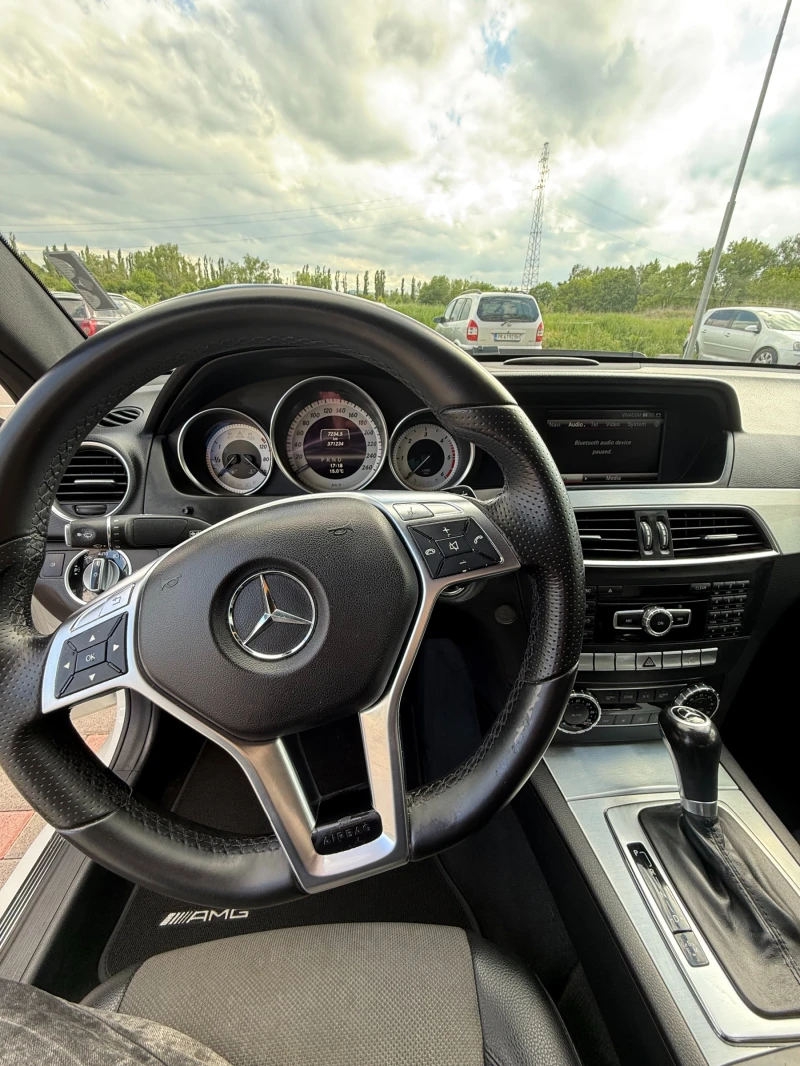 Mercedes-Benz C 220 AMG пакет, снимка 10 - Автомобили и джипове - 52149923