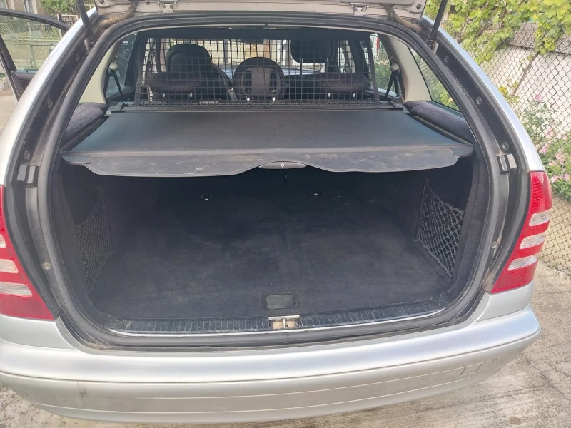 Mercedes-Benz C 200, снимка 4 - Автомобили и джипове - 50812603