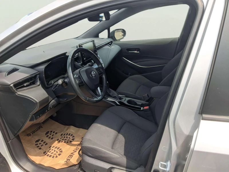 Toyota Corolla 1.2, снимка 7 - Автомобили и джипове - 51312564