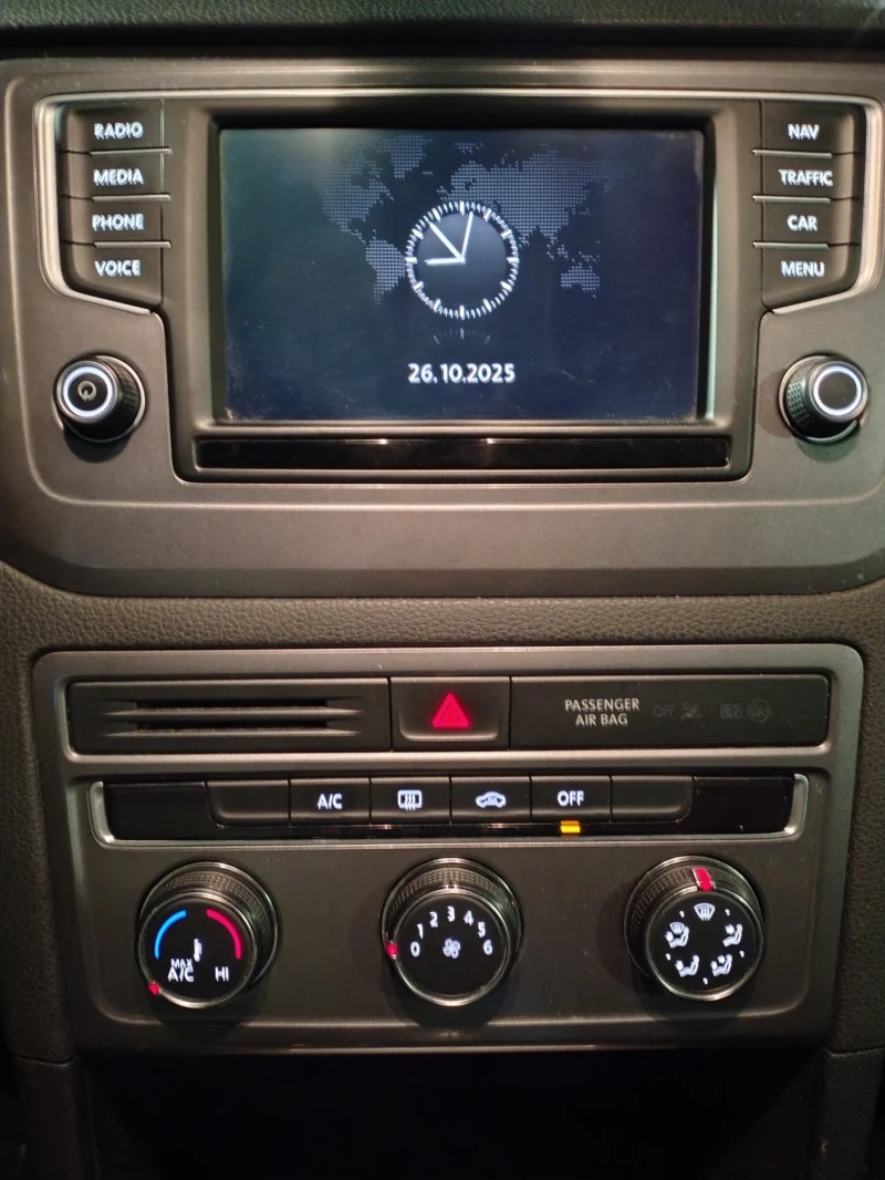 VW Sportsvan, снимка 8 - Автомобили и джипове - 52190044