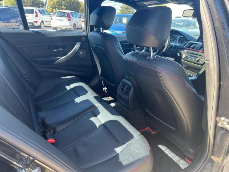 BMW 335 xDrive* M Pack* , снимка 14 - Автомобили и джипове - 52565591