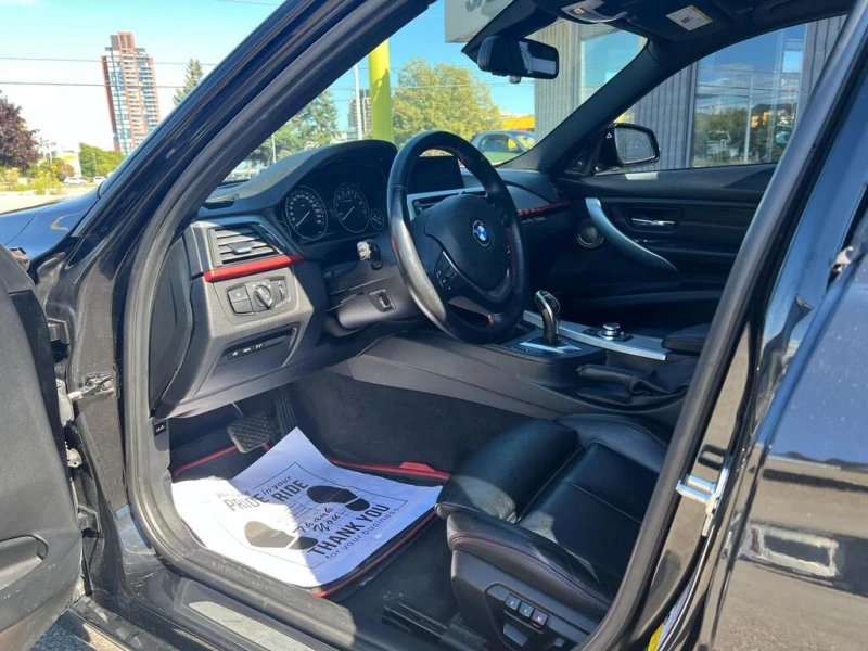 BMW 335 xDrive* M Pack* , снимка 12 - Автомобили и джипове - 52565591