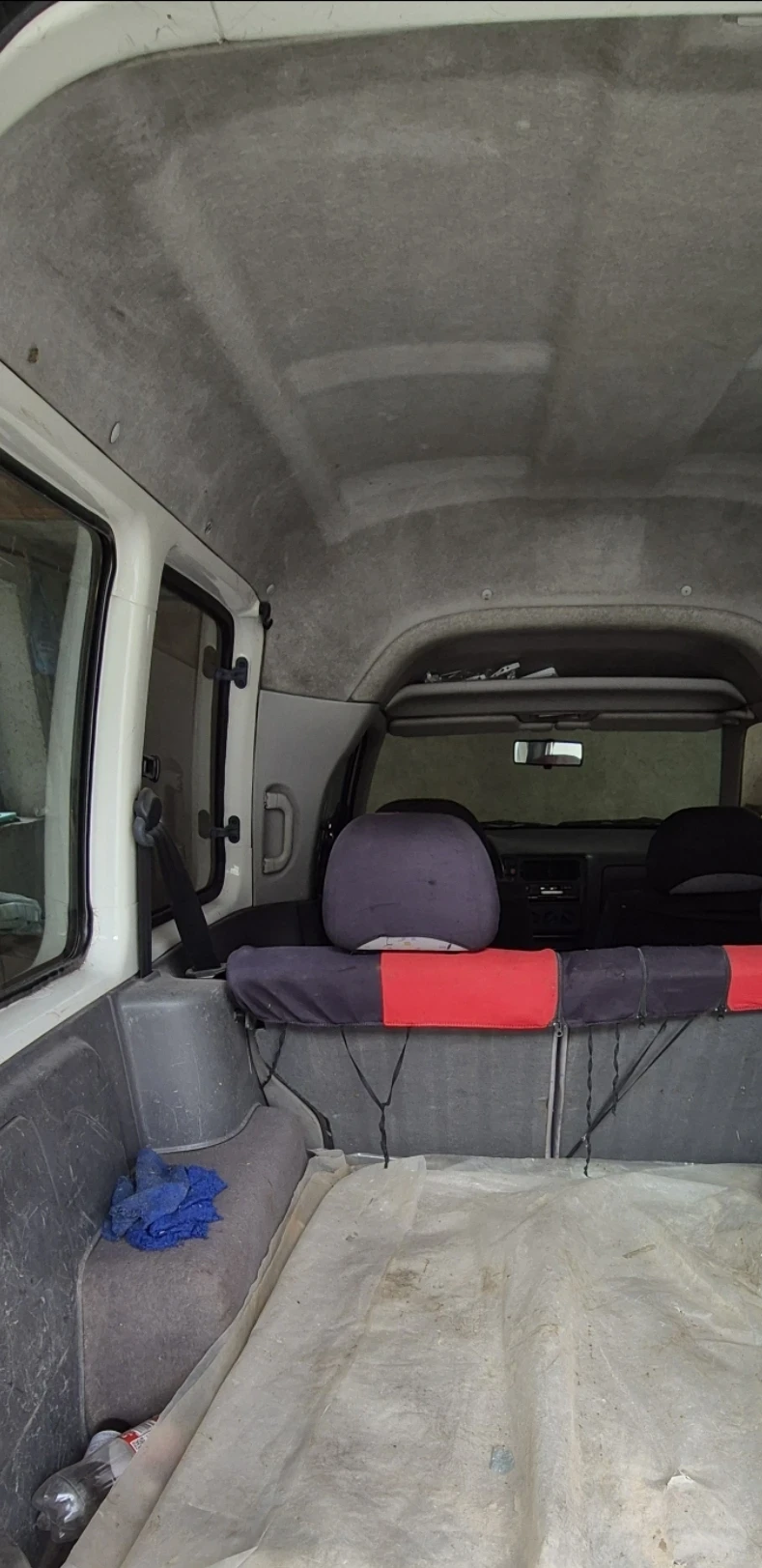 VW Caddy VW Caddy 1.9 SDI / 47 kW / 64 к.с. / дизел / 2003 , снимка 8 - Автомобили и джипове - 54399162