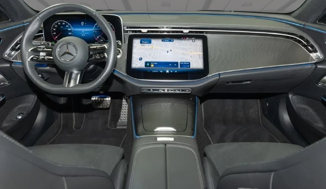 Mercedes-Benz E 220 d T 4Matic = AMG Line = Advanced Plus Гаранция, снимка 9 - Автомобили и джипове - 55788479
