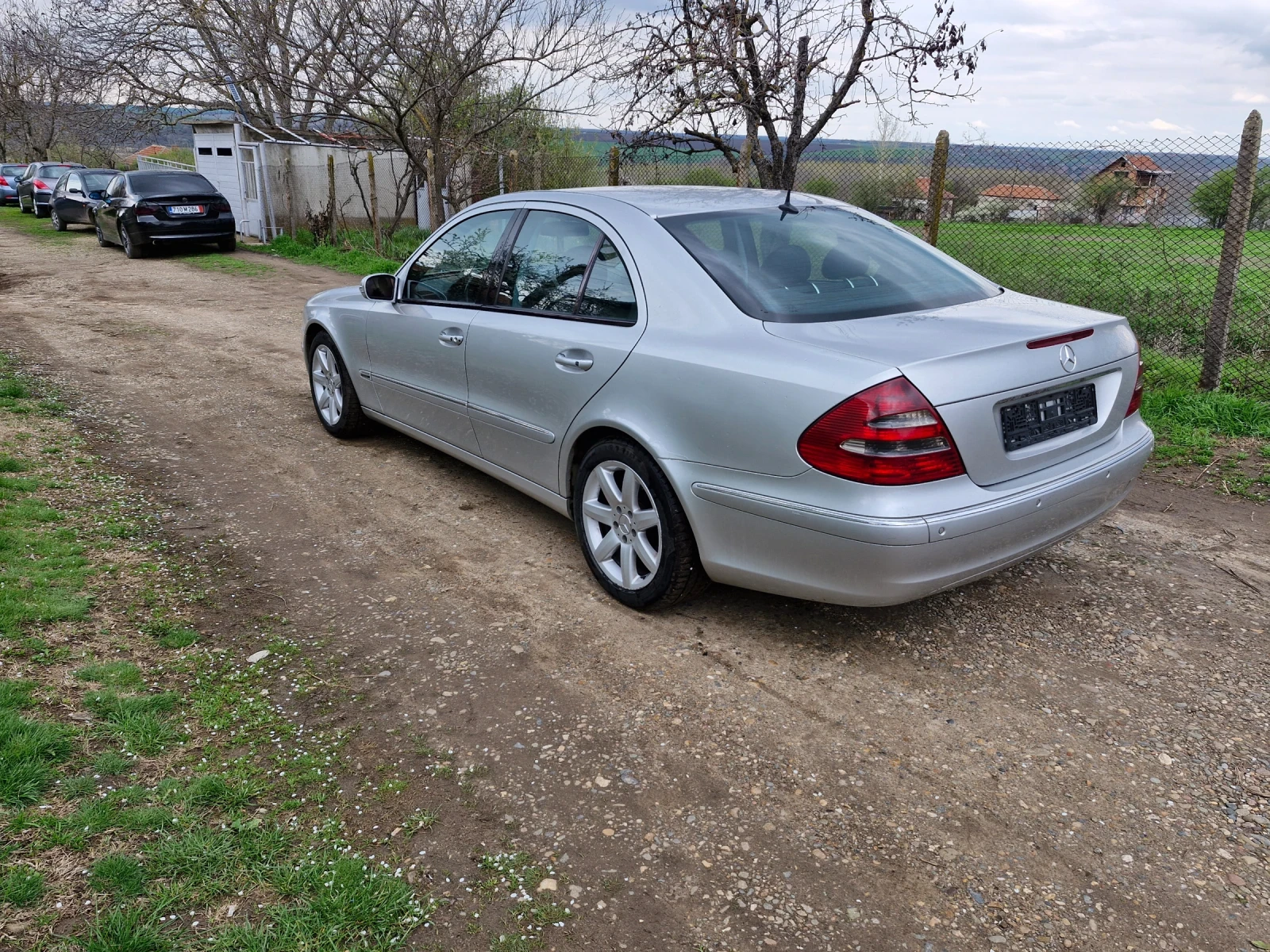 Mercedes-Benz E 270 CDI - изображение 6