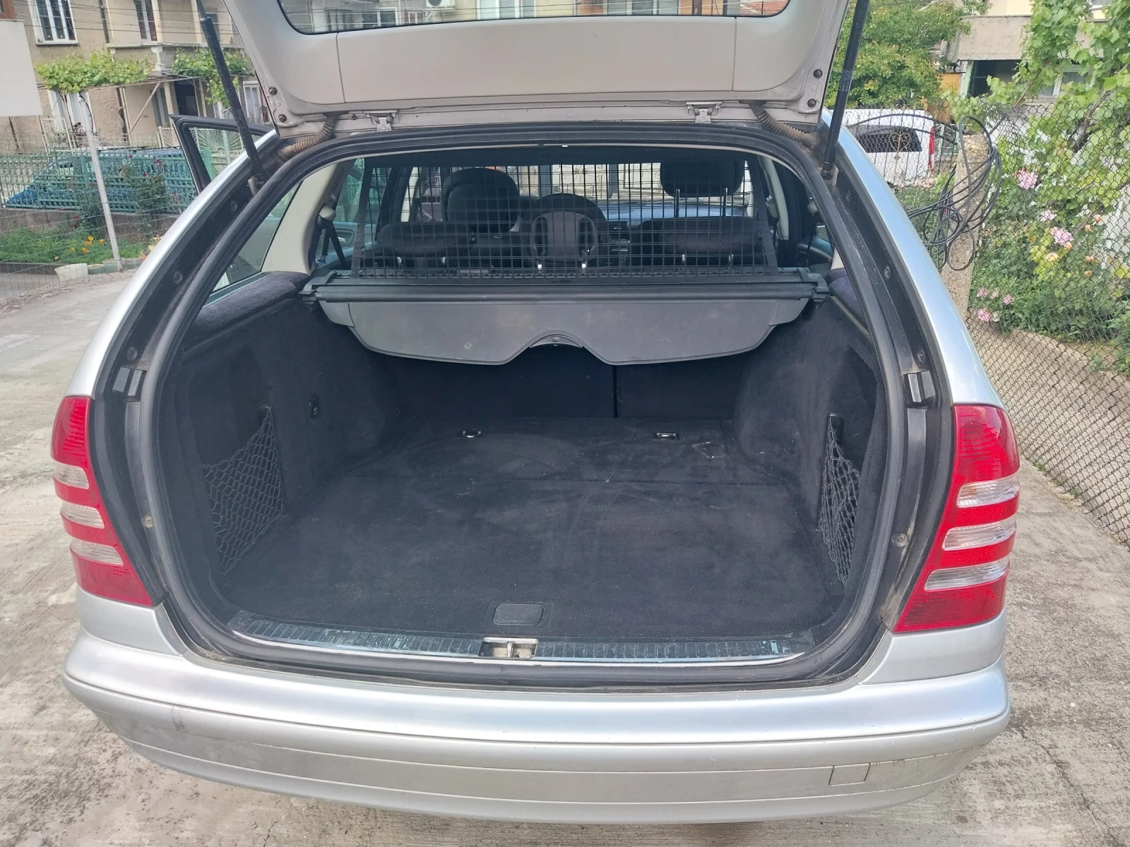 Mercedes-Benz C 200  - изображение 5