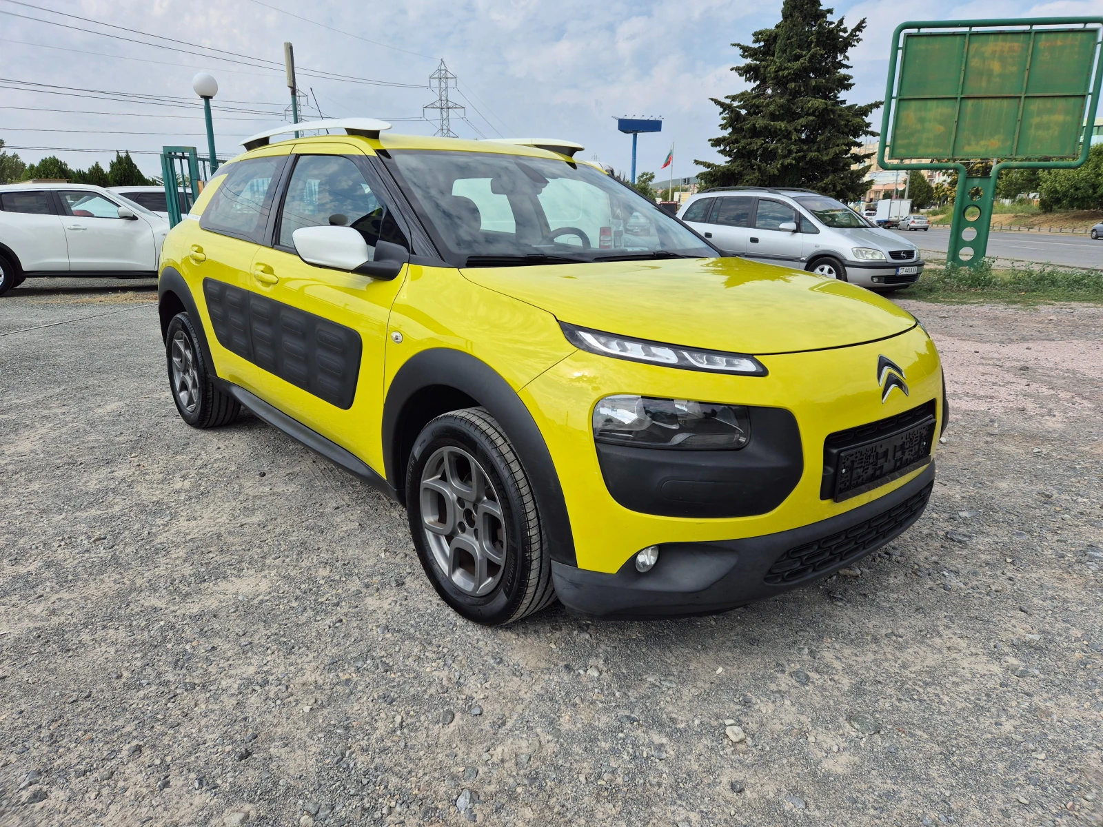 Citroen C4 Cactus 1.6HDI Автомат - изображение 7