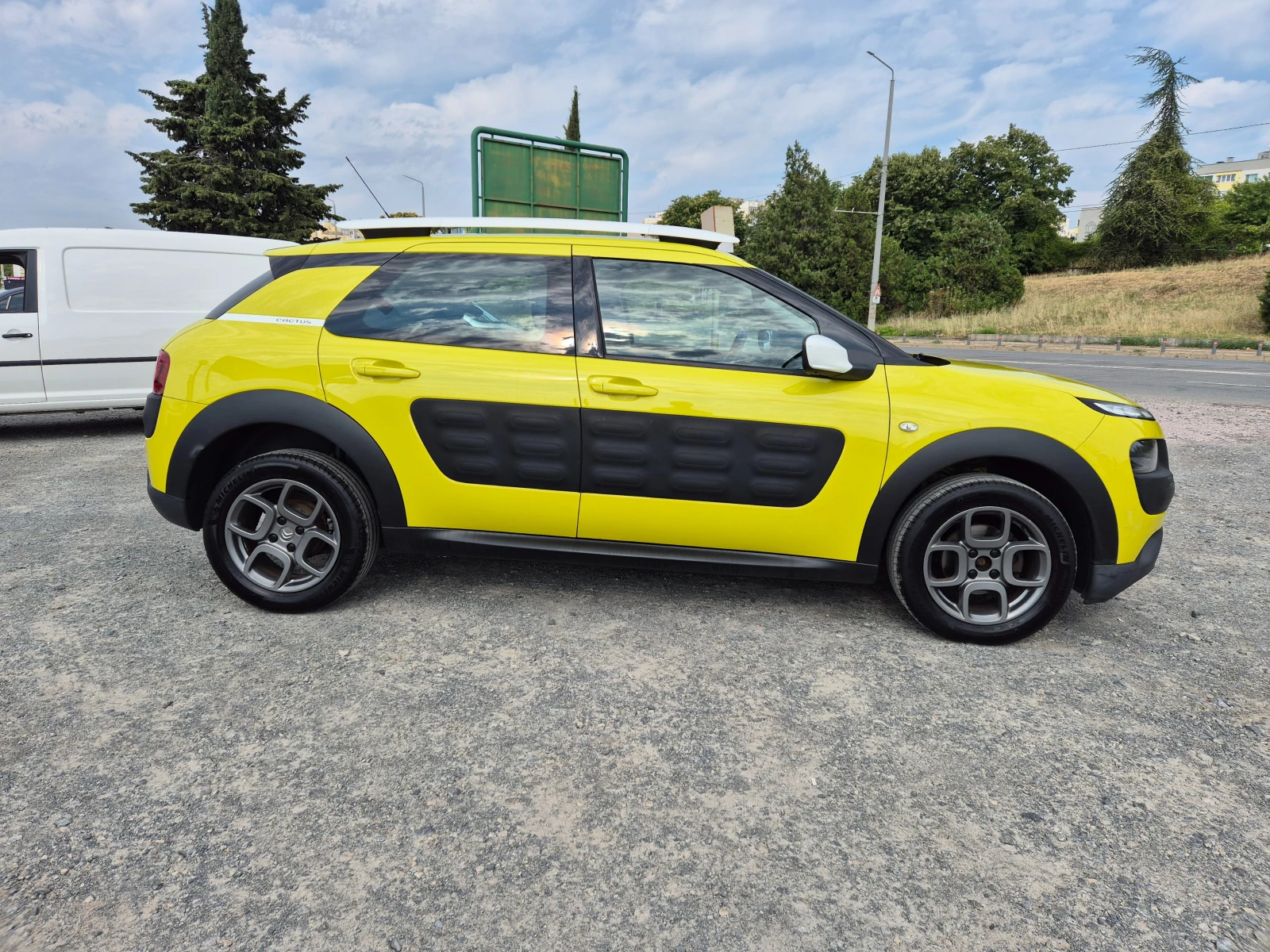 Citroen C4 Cactus 1.6HDI Автомат - изображение 6