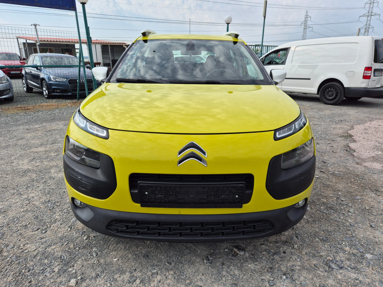 Citroen C4 Cactus 1.6HDI Автомат - изображение 8