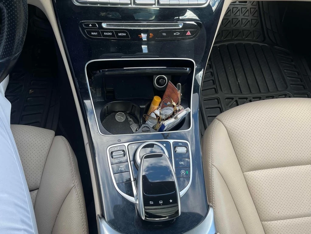 Mercedes-Benz C 300 * CARFAX * БЕЗ ПЪРВОНАЧАЛНА ВНОСКА - изображение 9