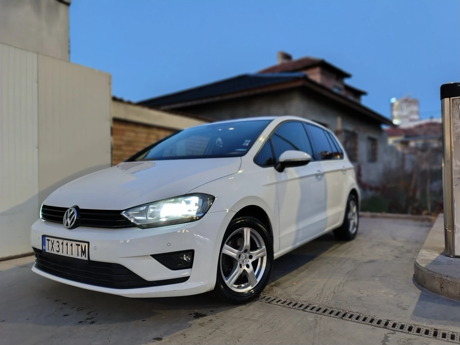 VW Sportsvan  - изображение 2