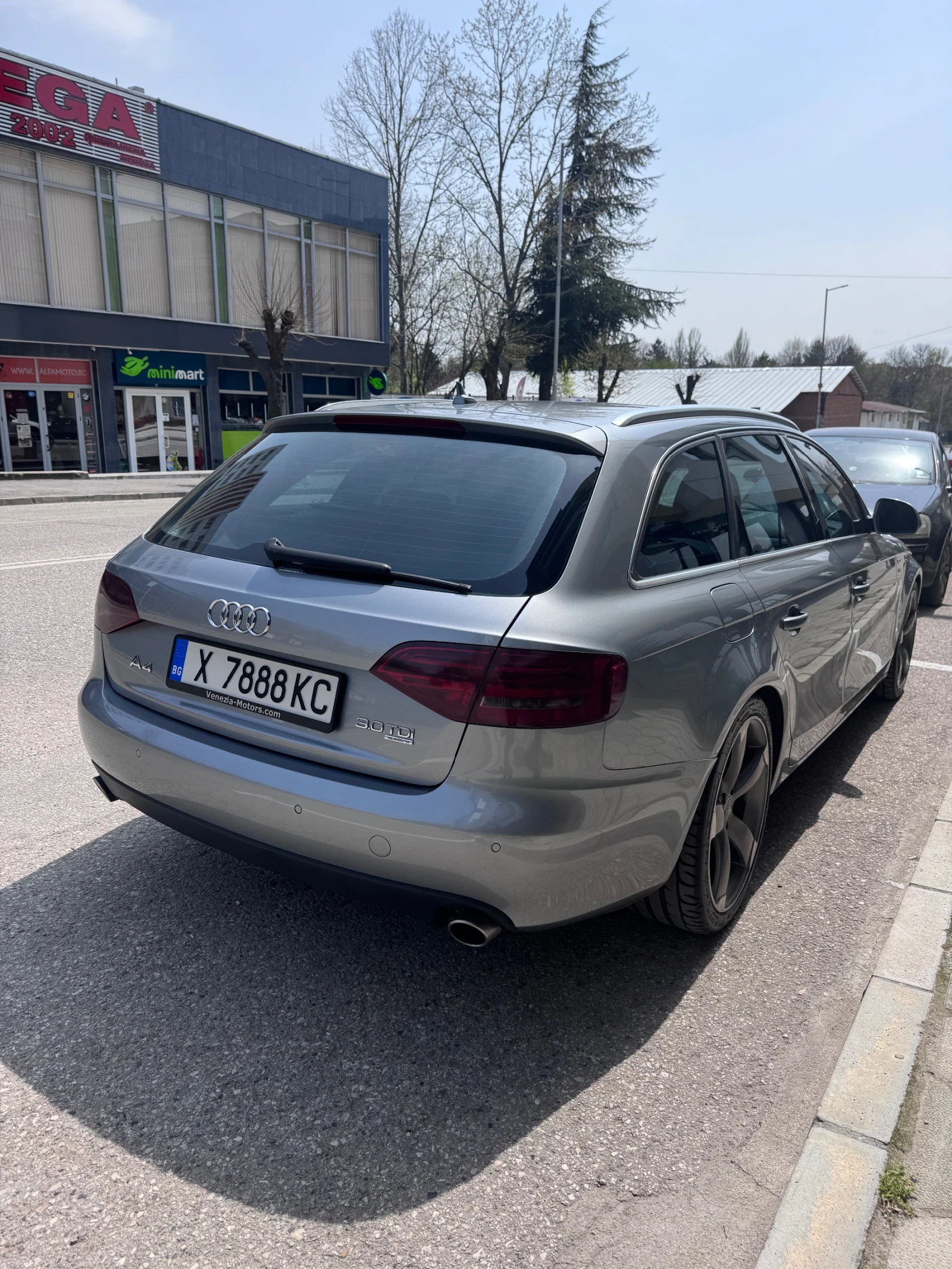 Audi A4 3.0TDI Quattro S Line, снимка 6 - Автомобили и джипове - 53755117