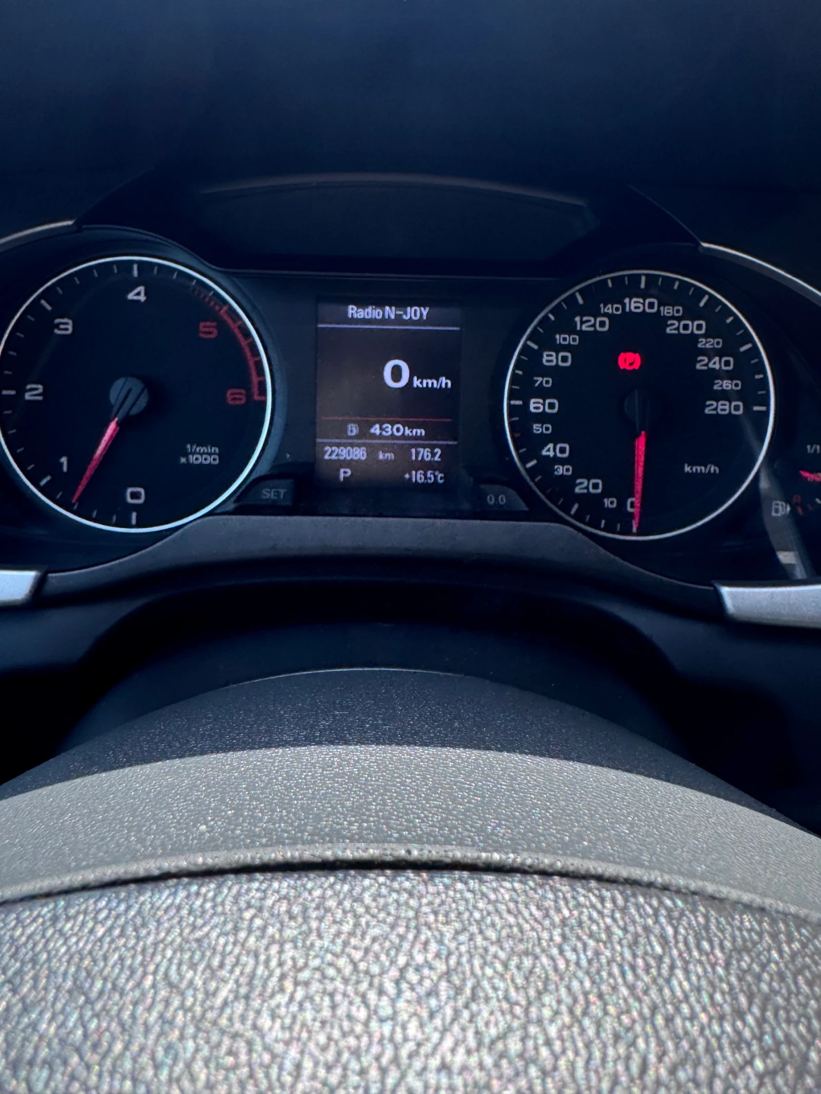 Audi A4 3.0TDI Quattro S Line, снимка 9 - Автомобили и джипове - 53755117