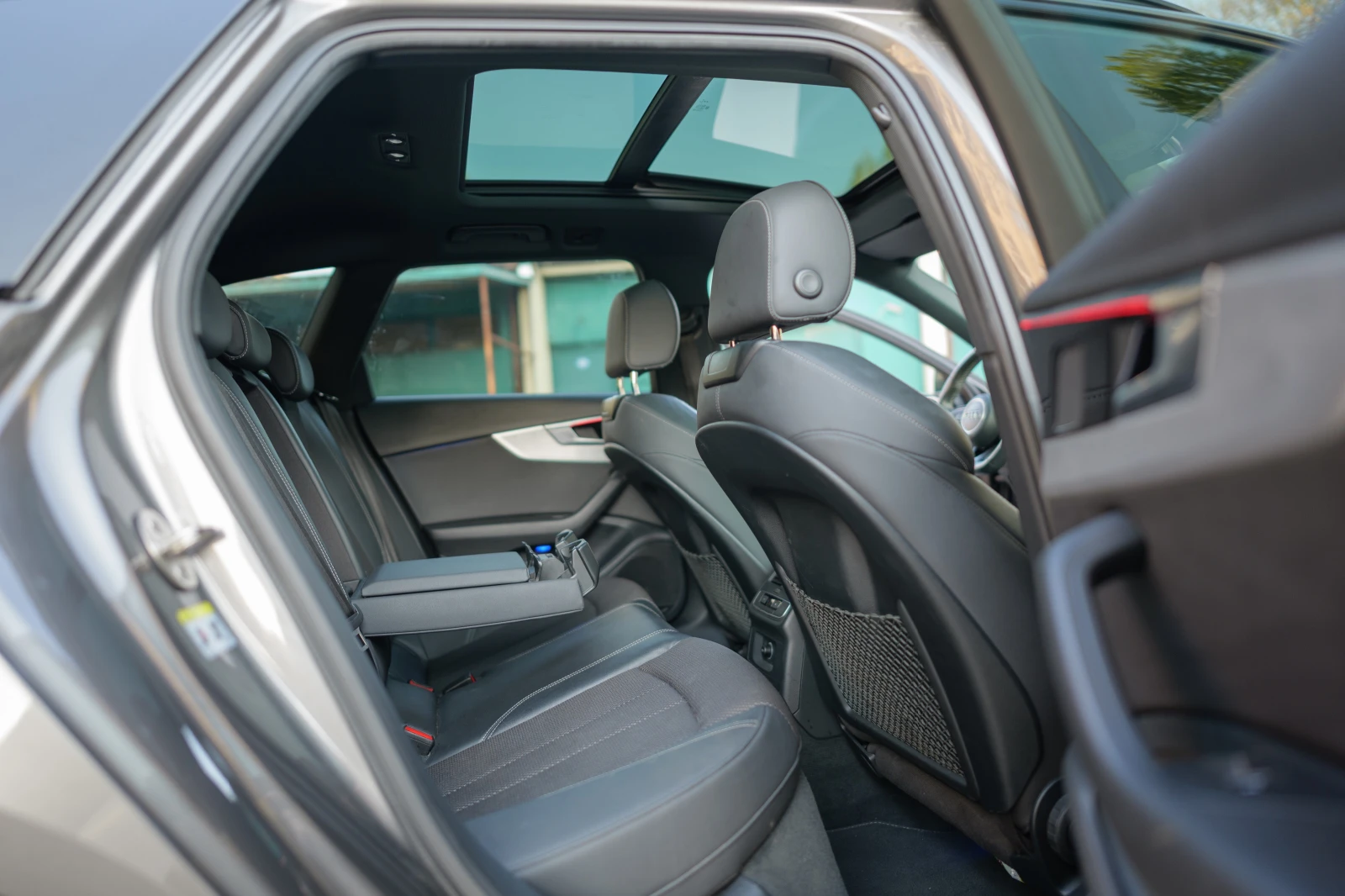 Audi A4 S-Line MATRIX PANO VIRTUAL AMBIENT, снимка 9 - Автомобили и джипове - 54063945