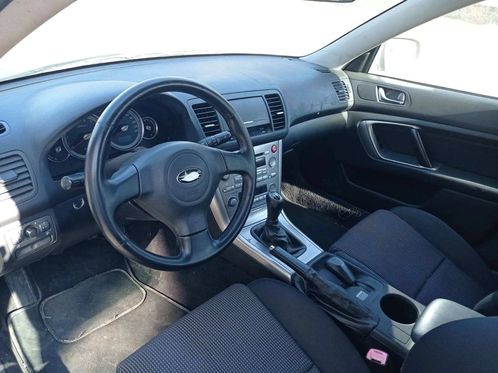 Subaru Outback 2.5, снимка 5 - Автомобили и джипове - 54343474