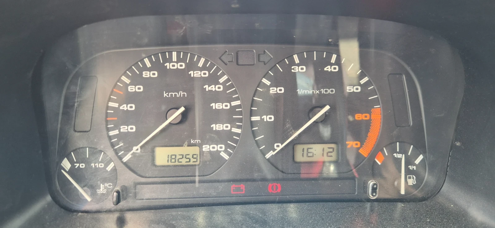 VW Caddy VW Caddy 1.9 SDI / 47 kW / 64 к.с. / дизел / 2003 , снимка 6 - Автомобили и джипове - 54399162