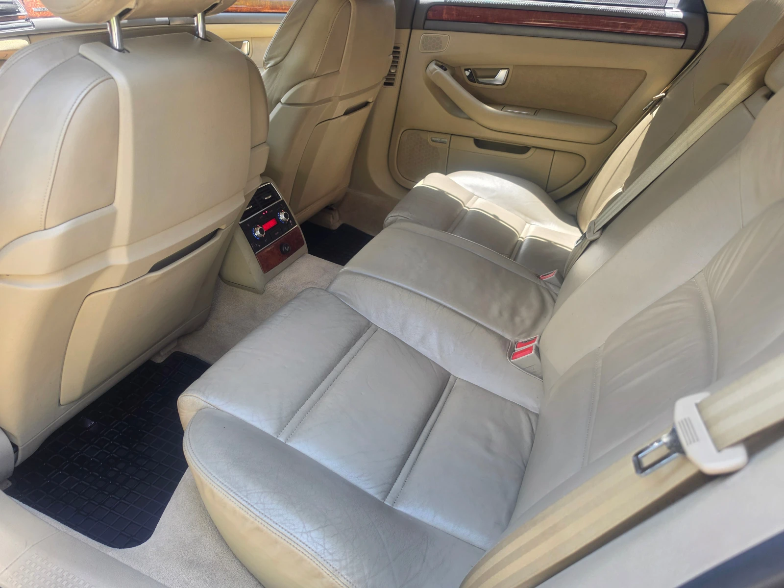 Audi A8 4.2-335ps-quattro, снимка 7 - Автомобили и джипове - 55075864