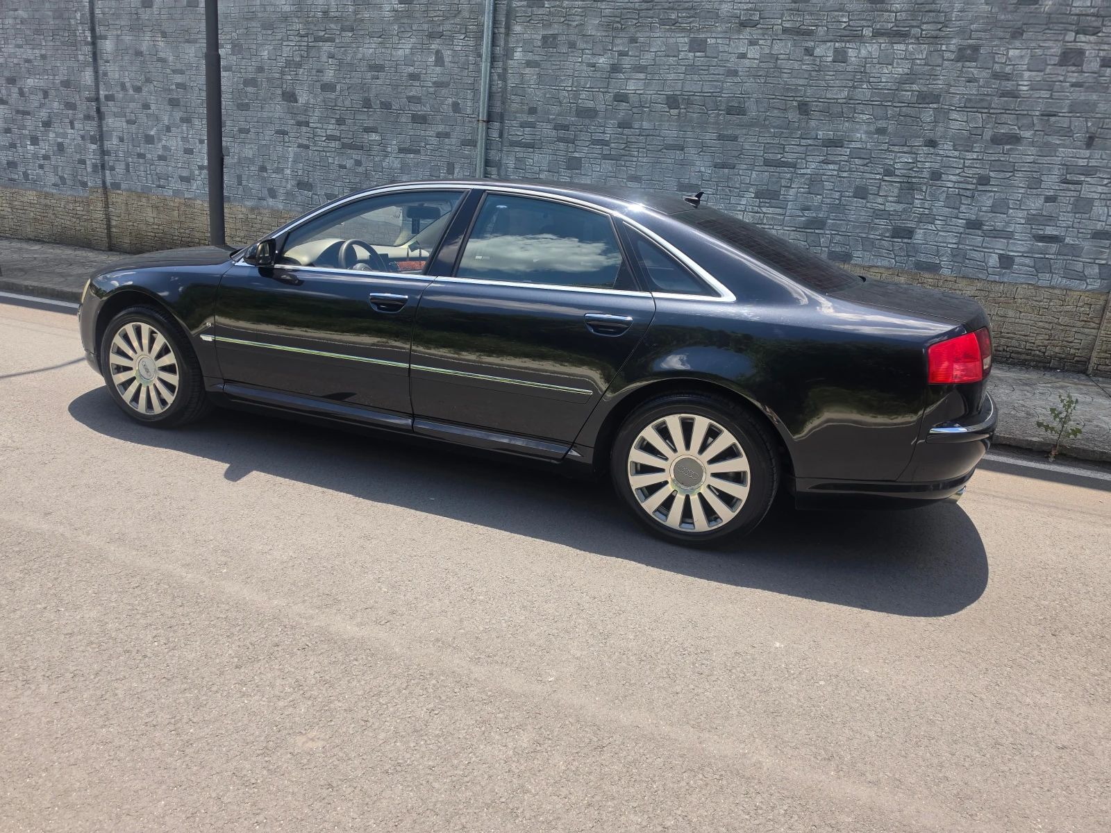 Audi A8 4.2-335ps-quattro, снимка 2 - Автомобили и джипове - 55075864