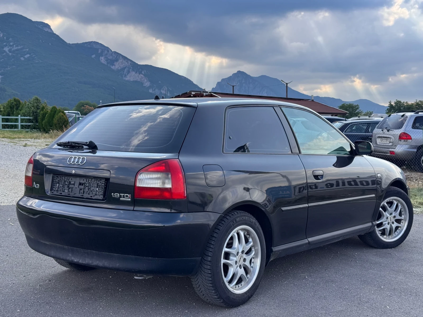 Audi A3 1.9 TDI / 131 ps / QUATTRO / S-line, снимка 4 - Автомобили и джипове - 55154995