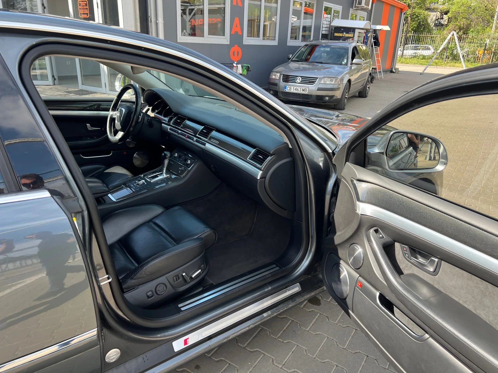 Audi S8 5.2 Quattro , снимка 16 - Автомобили и джипове - 55184544