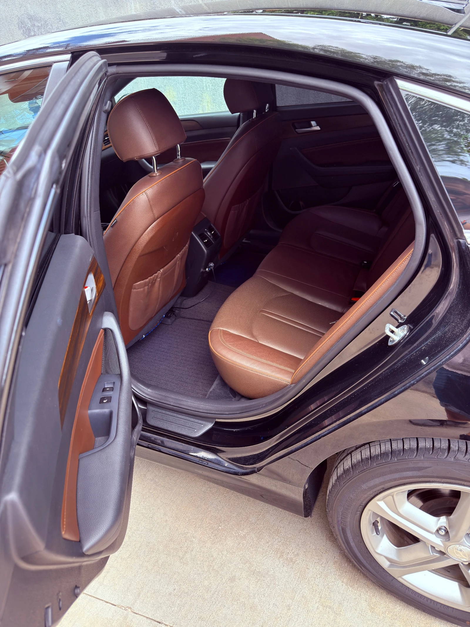 Hyundai Sonata Exclusive Plus, снимка 6 - Автомобили и джипове - 55400053