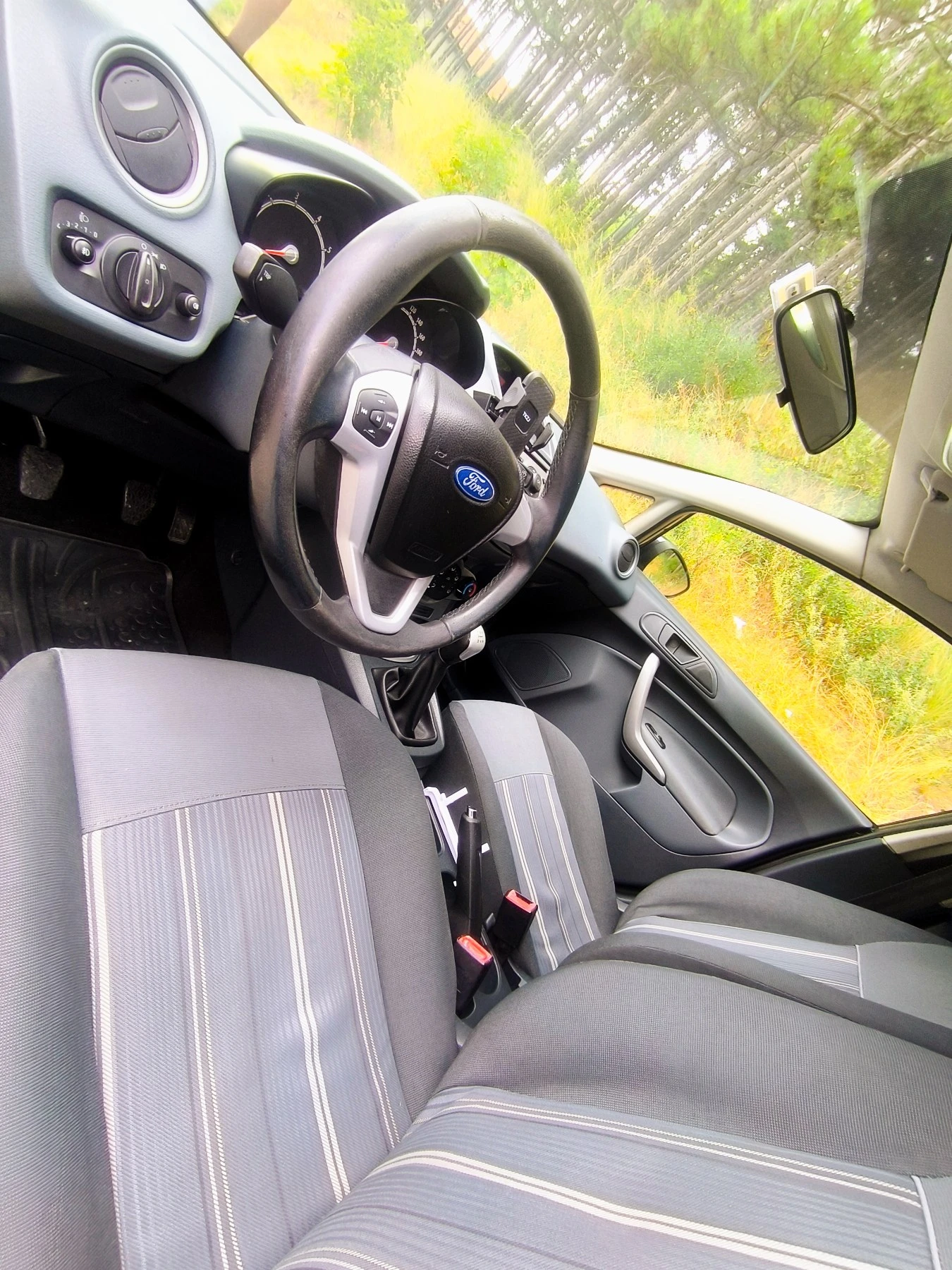 Ford Fiesta 1.4 Duratec 16V (97 hp, снимка 11 - Автомобили и джипове - 55414084