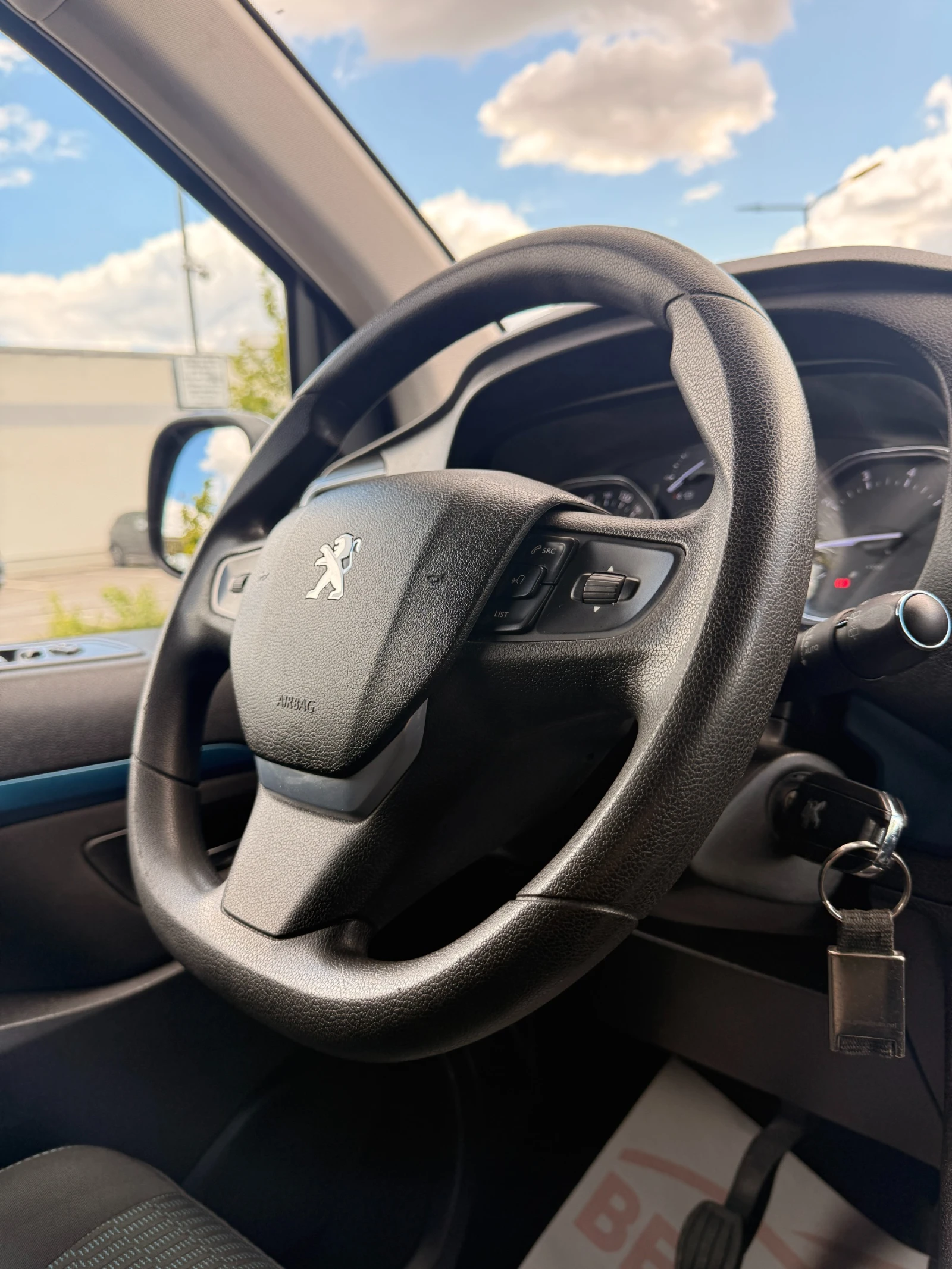 Peugeot Traveler 2.0 HDI* CARPLAY* КАМЕРА* FACELIFT* , снимка 13 - Автомобили и джипове - 55430536
