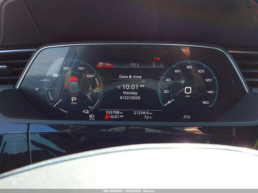 Audi E-Tron Premium Plus, снимка 7 - Автомобили и джипове - 55534774