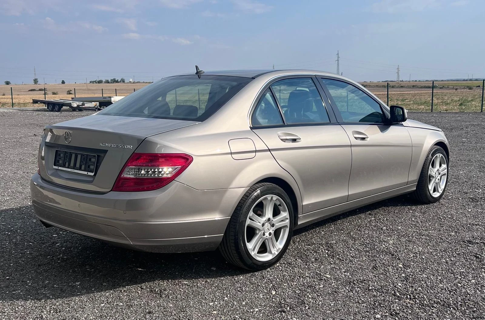 Mercedes-Benz C 180 1.8i/156kс, снимка 4 - Автомобили и джипове - 55578680