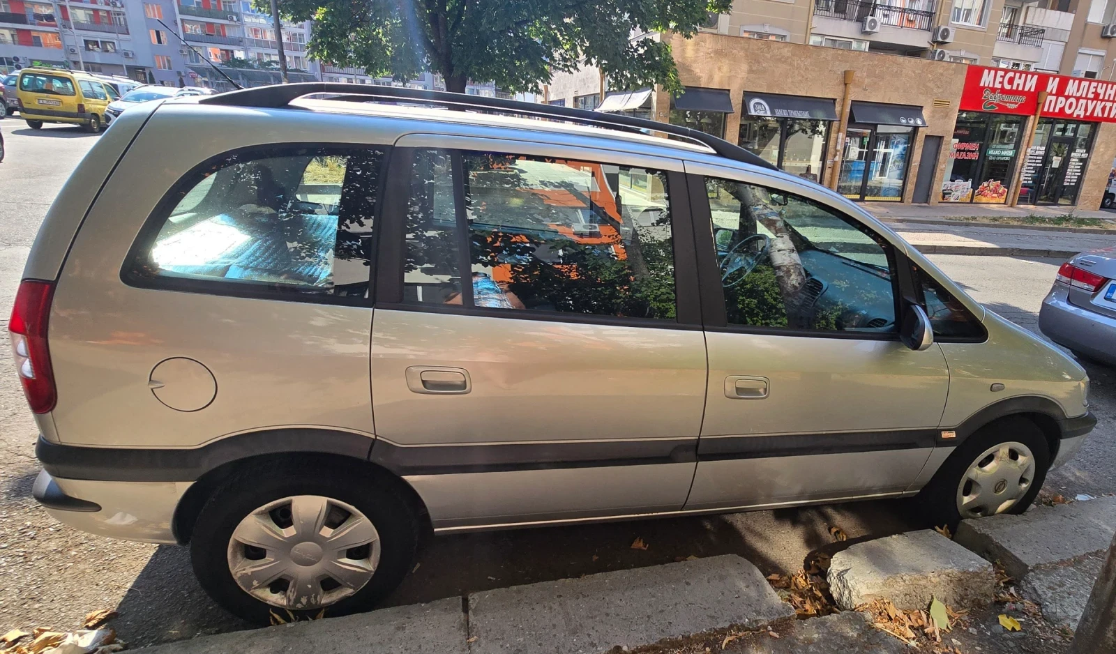 Opel Zafira, снимка 3 - Автомобили и джипове - 55588447