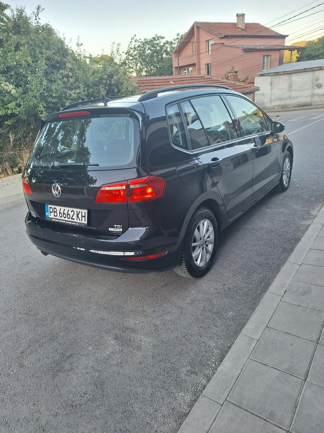 VW Golf Sportsvan 1.6 tdi, снимка 3 - Автомобили и джипове - 55707096