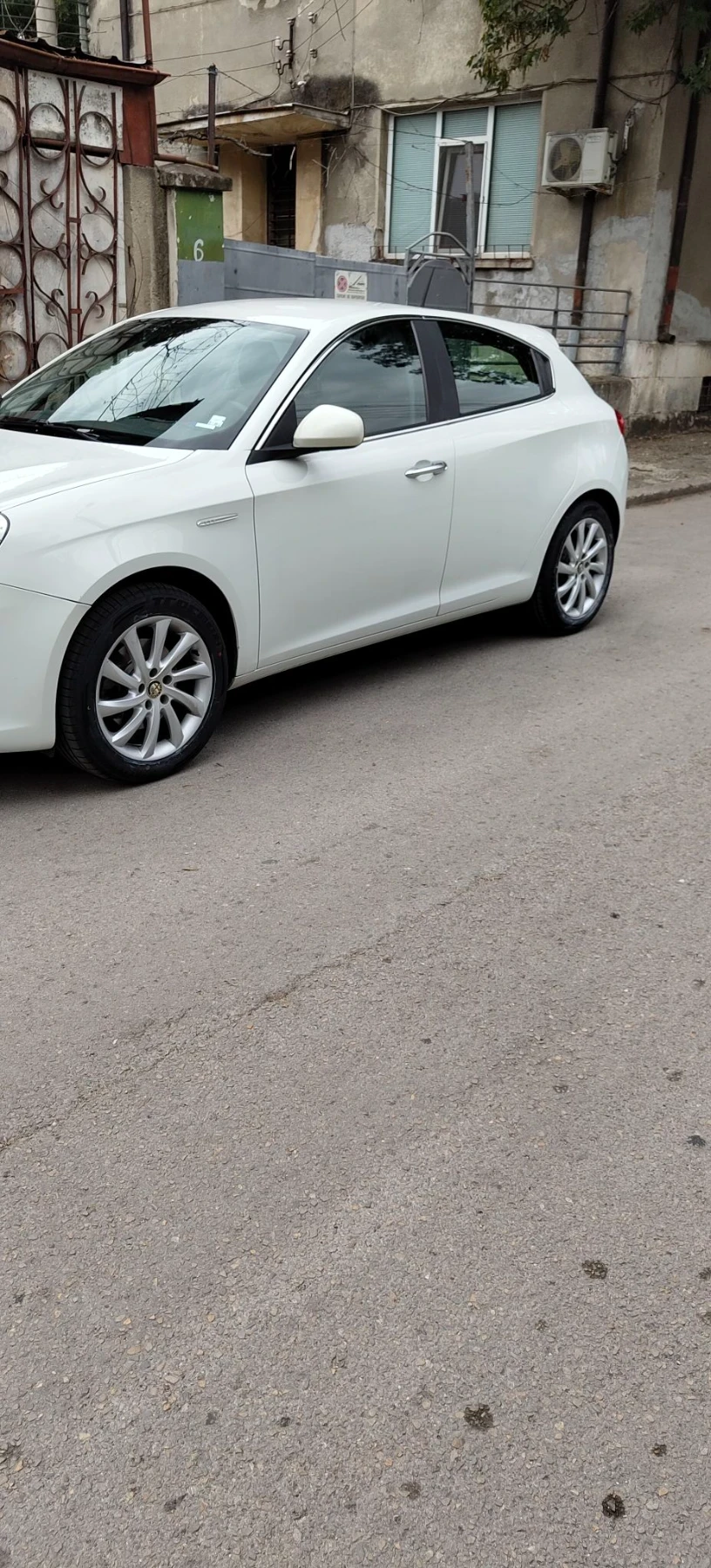 Alfa Romeo Giulietta 2.0 �����  | Mobile.bg � ����������� 9