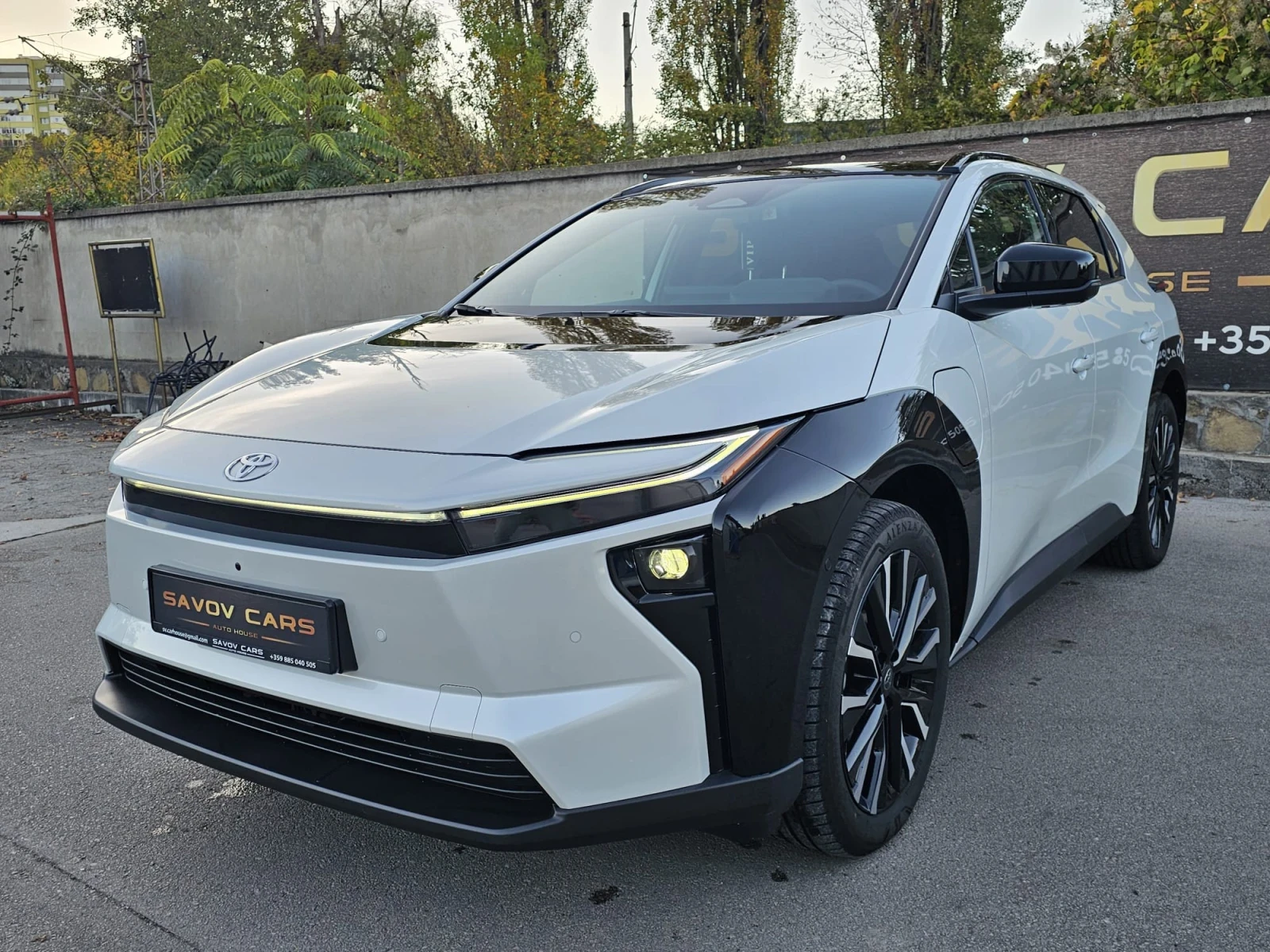 Toyota bZ4X AWD/LUXURY PREMIUM/74.7kWh/Гаранция