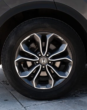 Honda Cr-v в гаранция до Май, 2027 - 34000 € / 66498.22 лв. - 69348349 10