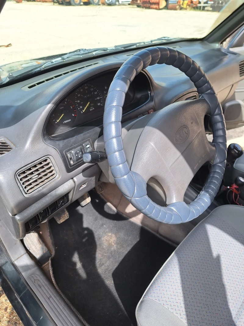 Kia Sportage, снимка 8 - Автомобили и джипове - 47432027