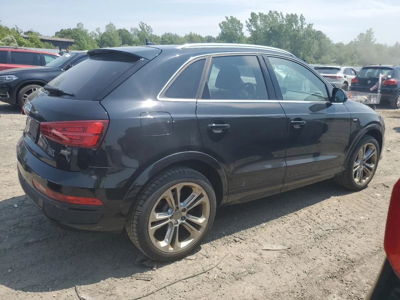 Audi Q3 PRESTIGE* ПОДГРЕВИ* КОЖЕН САЛОН - изображение 3
