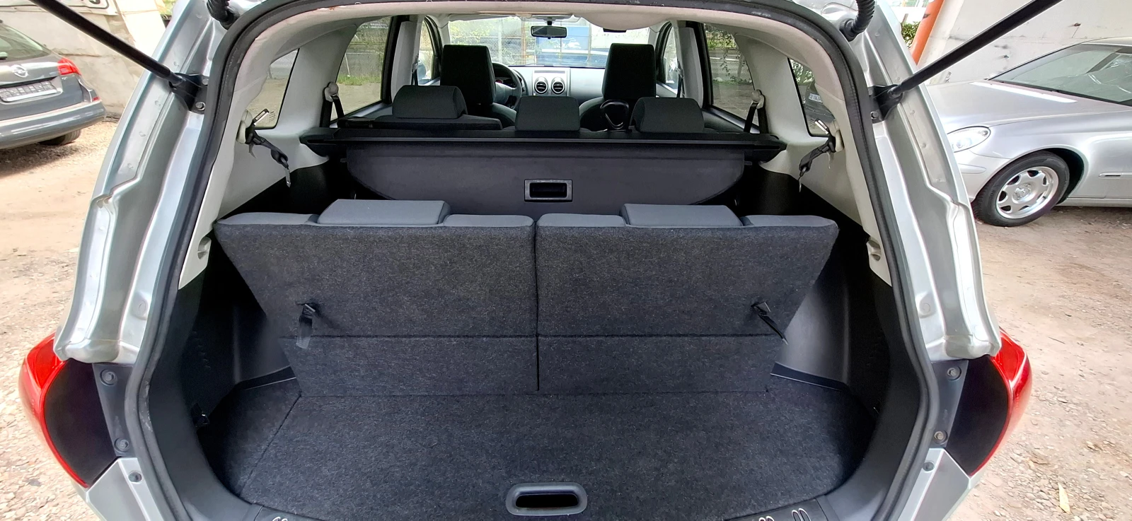 Nissan Qashqai + 2 СЕРВ. ДОК. | Mobile.bg — изображение 12