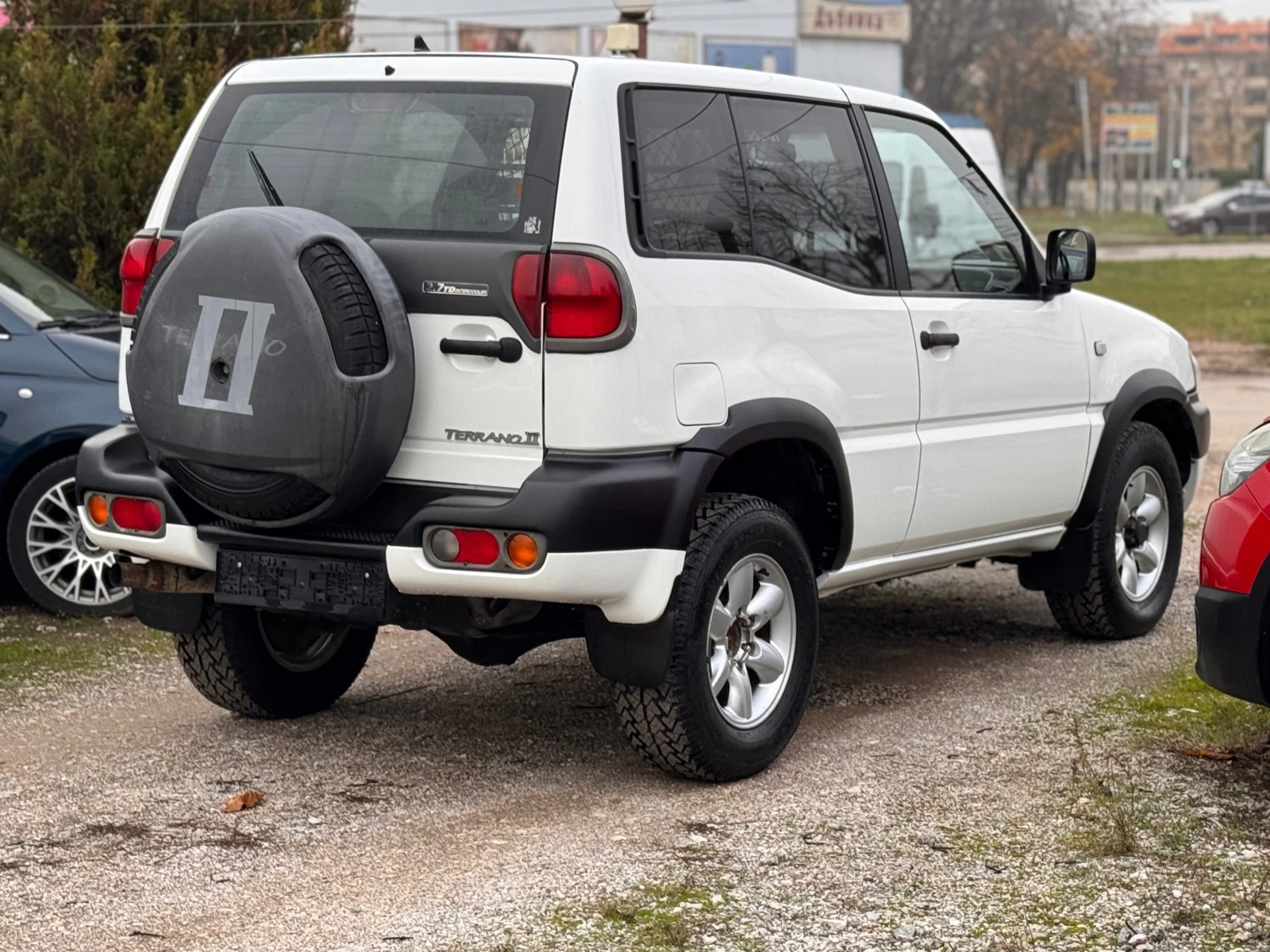 Nissan Terrano 2.7TDI KLIMATIK - изображение 5