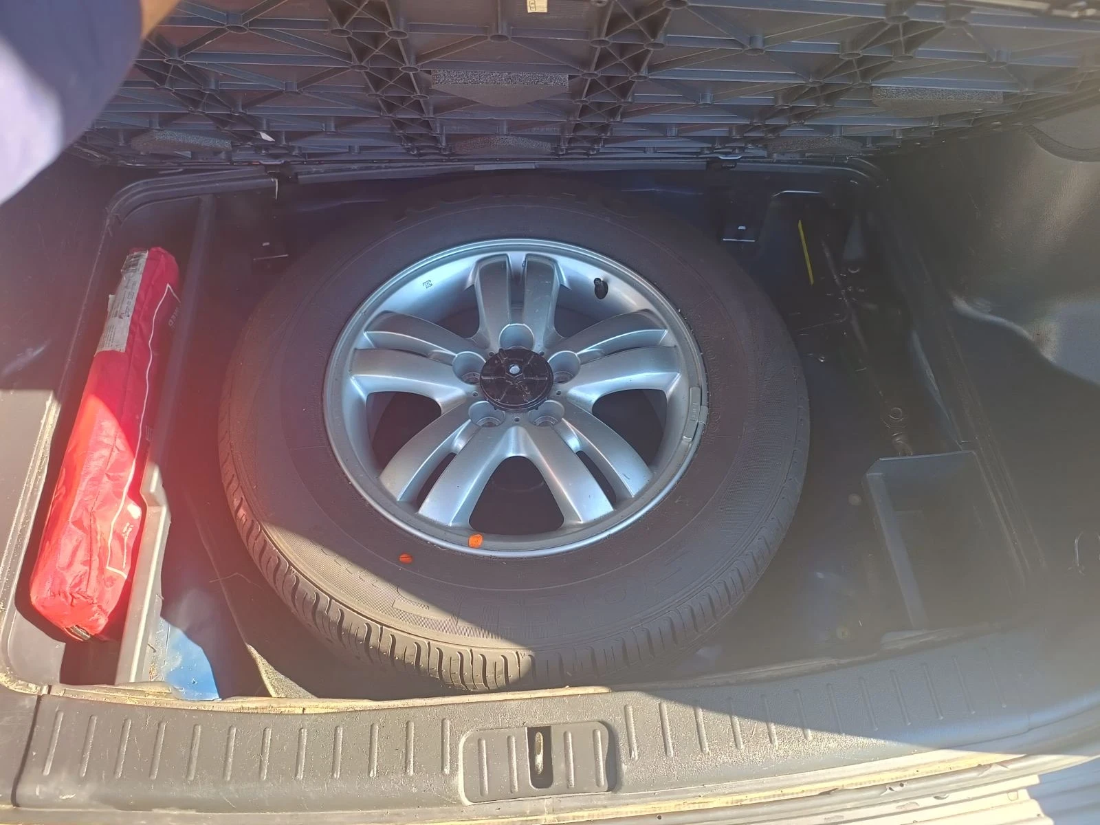 Hyundai Tucson Джип, снимка 13 - Автомобили и джипове - 53937937