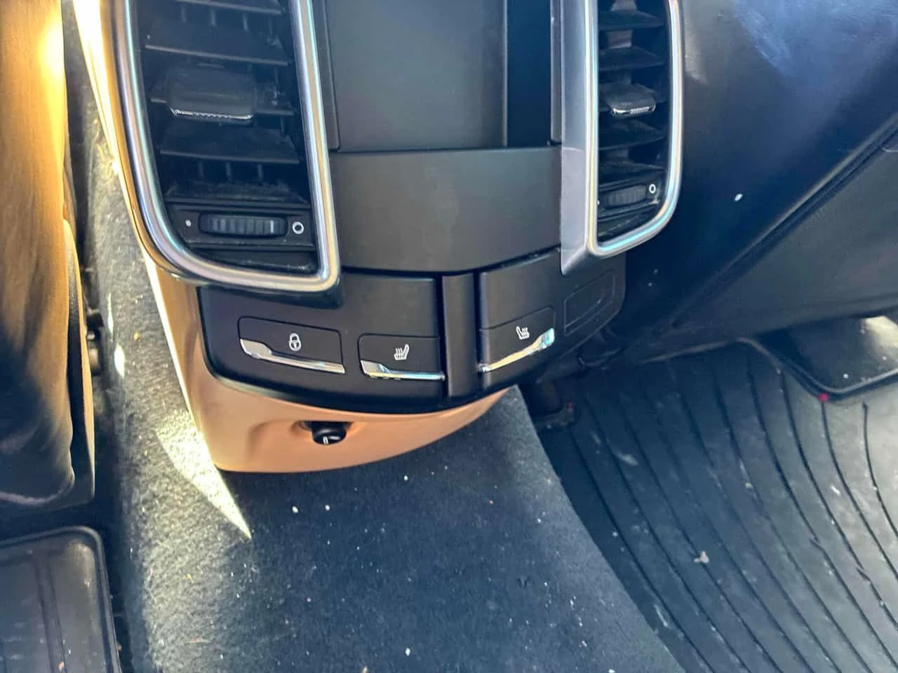 Porsche Cayenne * S * CARFAX * KEYLESS * ОБДУХВАНЕ, снимка 17 - Автомобили и джипове - 54144152