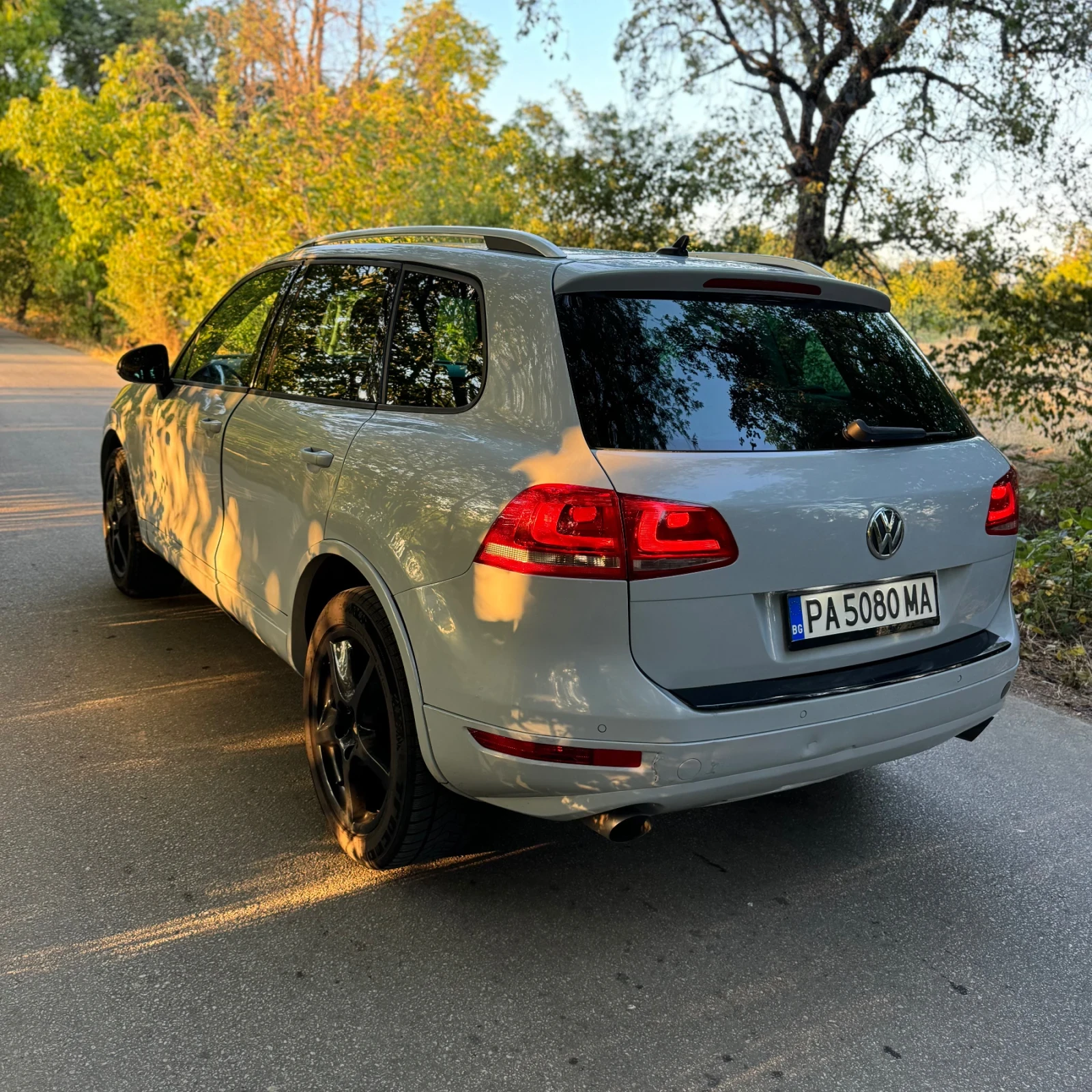 VW Touareg 3.0TDI, снимка 5 - Автомобили и джипове - 54208341