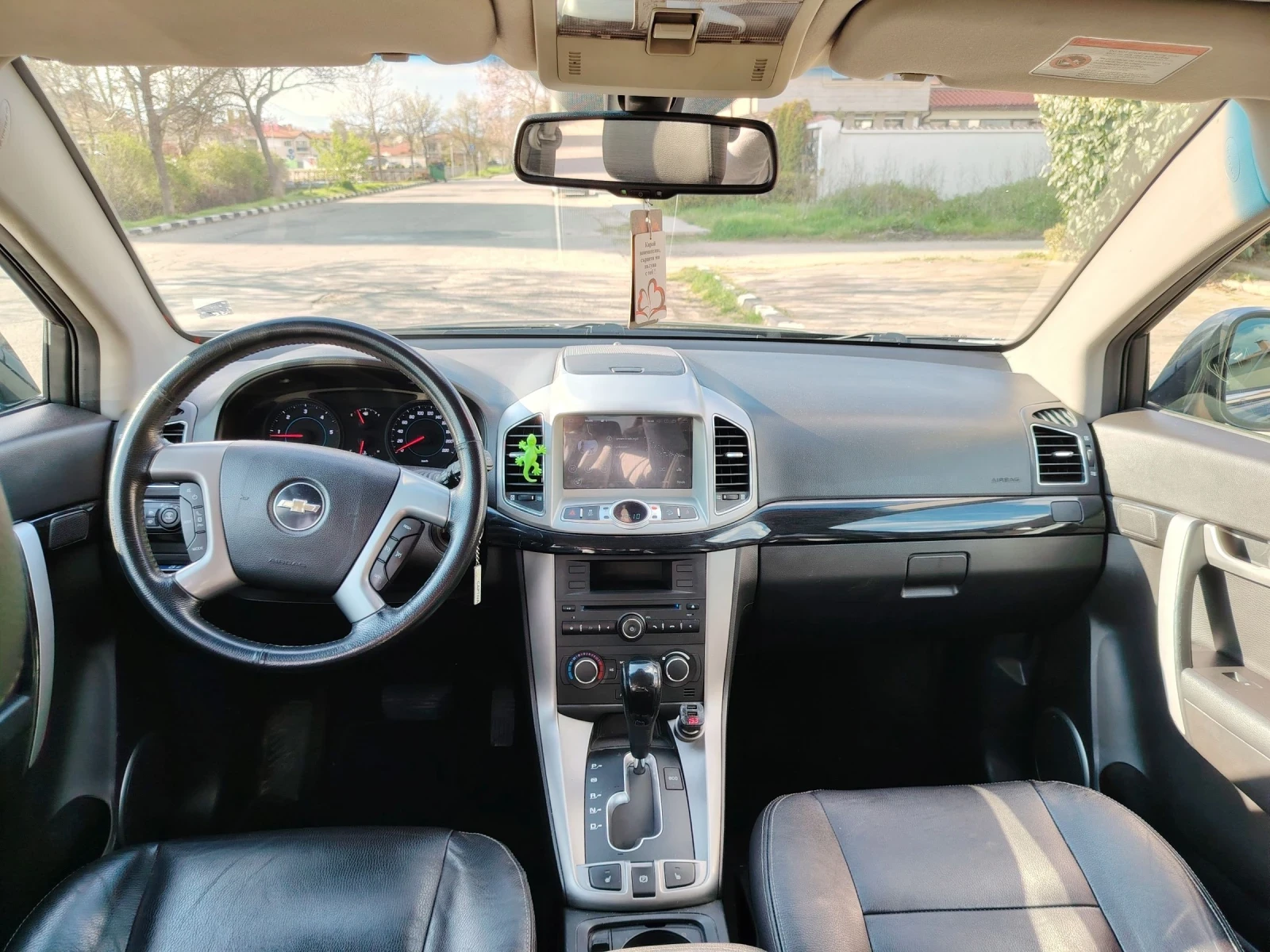 Chevrolet Captiva, снимка 10 - Автомобили и джипове - 54239475